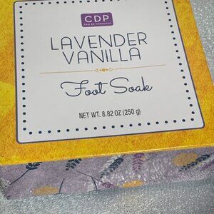 CDP LAVENDER VANILLA FOOT SOAK 8.82OZ NIB